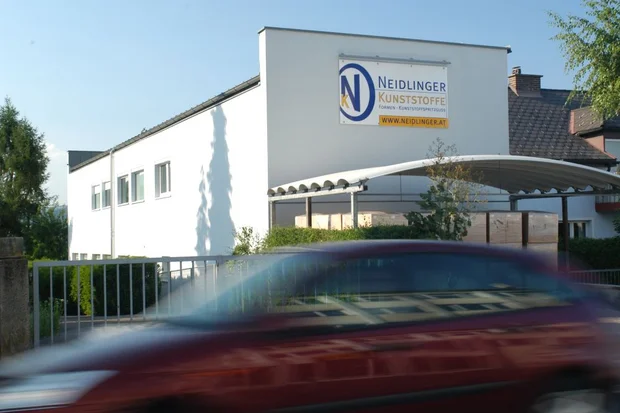 Firmengebäude von Neidlinger Kunststoffe in Leonding.